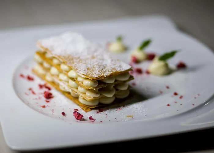 Athina And Apartamento *