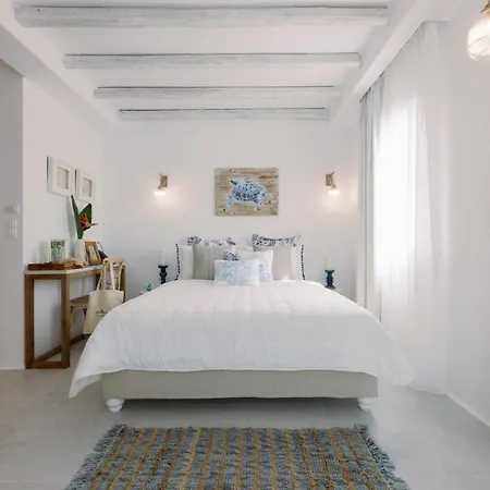 Athina And Plaka (Naxos)