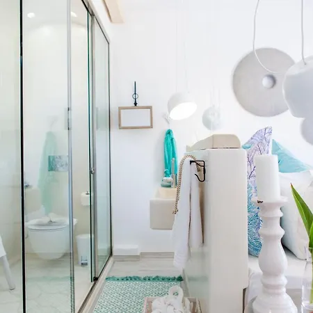 Athina And Appartement *