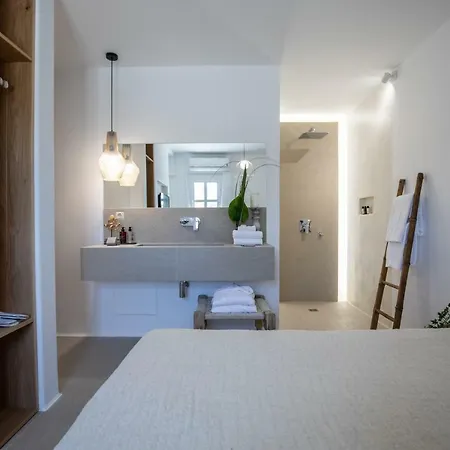 Athina And Apartment *