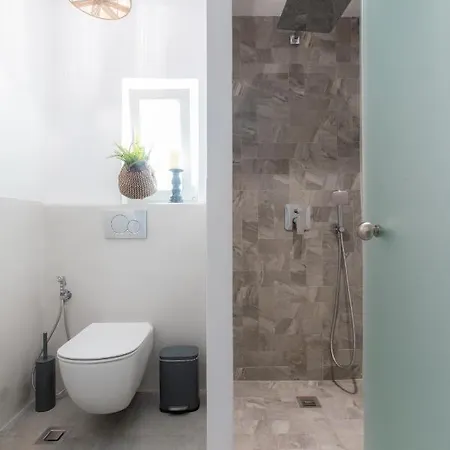 Apartment Athina And